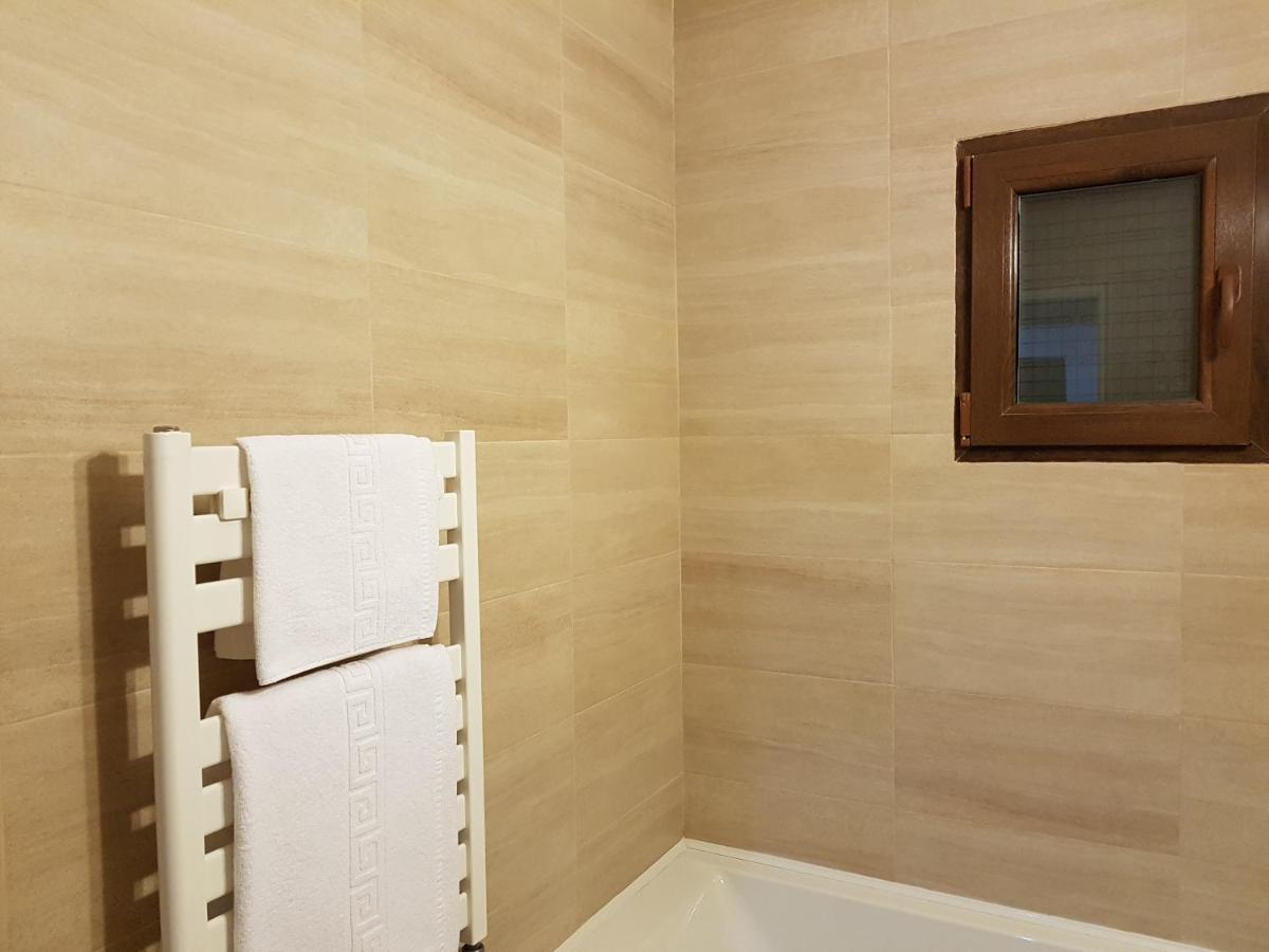 Mary Apartment Galaţi エクステリア 写真